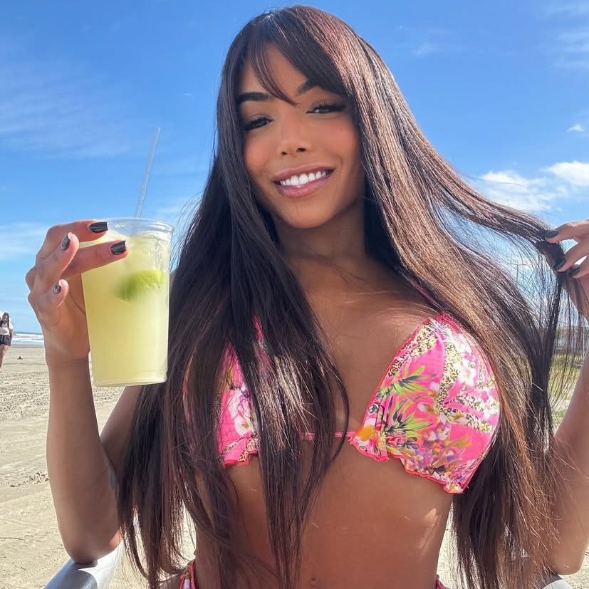 Manuella Gonçalves (ex‑Mhanu com H) Revela Sífilis e Problema Grave Após Injetar Silicone Industrial