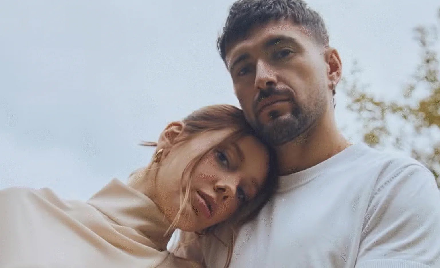 Felicidade! Arrascaeta E Esposa Revelam Que Esperam Um Menino