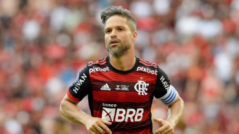 Surpreendente: Ex-Jogador Diego Ribas Vira Gari Por Um Dia Na Barra Da Tijuca