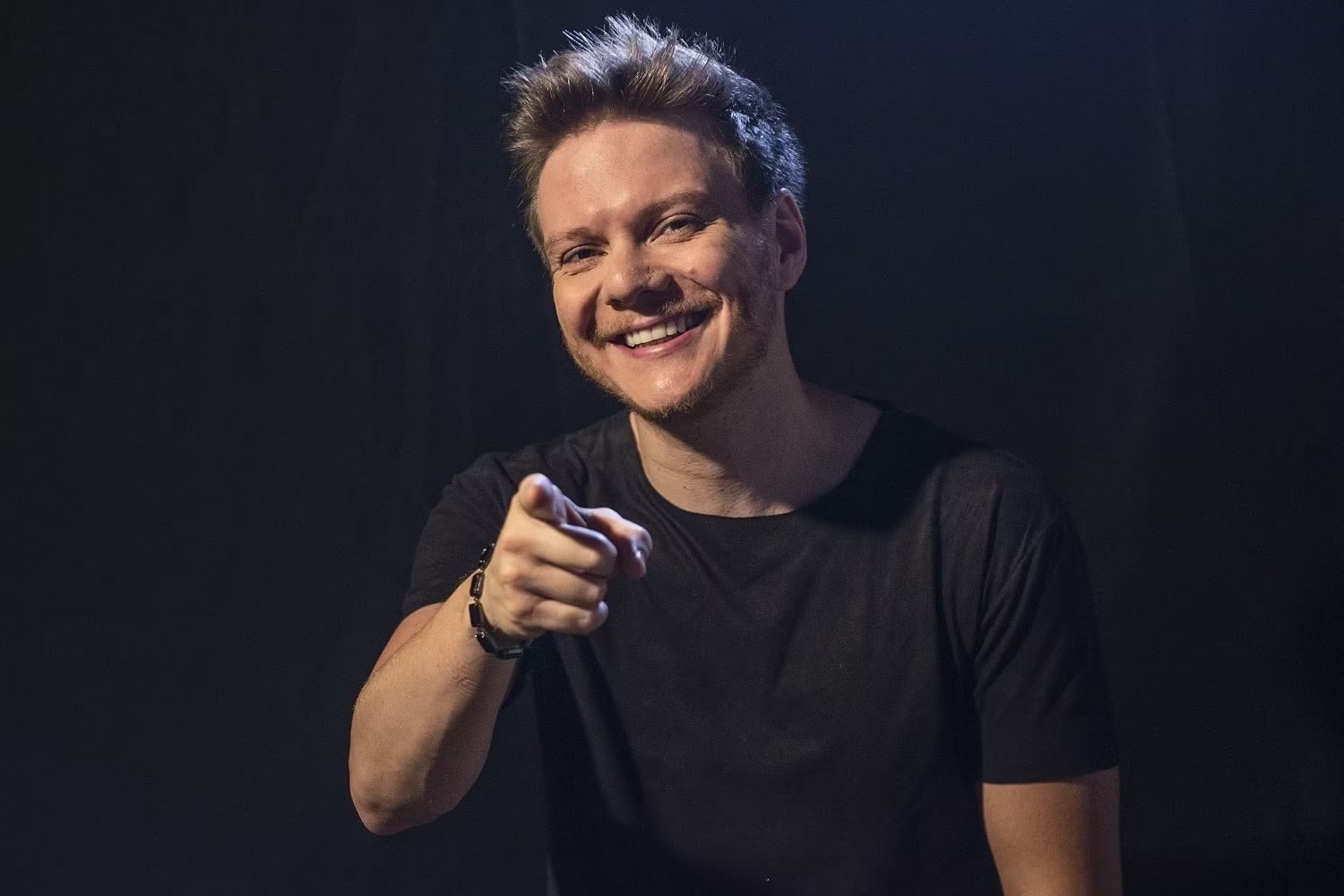 Michel Teló Surpreende Ao Revelar Compra de Avião e Segredo Para Pilotar – Você Vai Querer Ver!