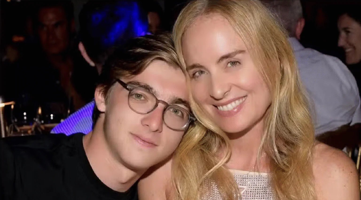 Angélica Fala Sobre Filho Mais Velho Morar No Exterior: “Achei Que Meu Sofrimento Fosse Maior”