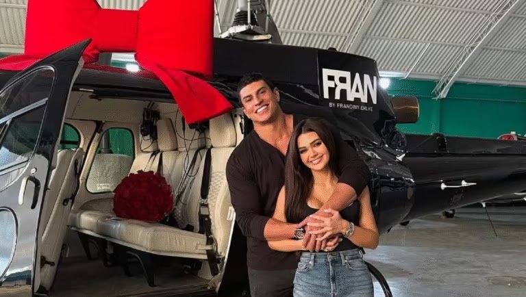 Romance De Luxo! Influencer Encanta Fãs Ao Celebrar Aniversário Do Marido Bilionário