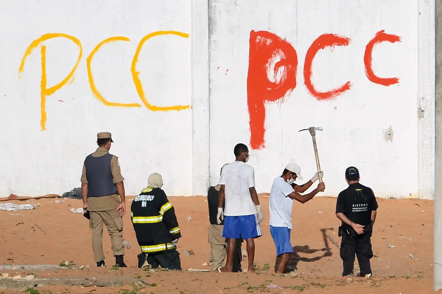 Alerta Máximo! PCC Adulterando Bebidas Alcoólicas Com Metanol, Substância Altamente Tóxica