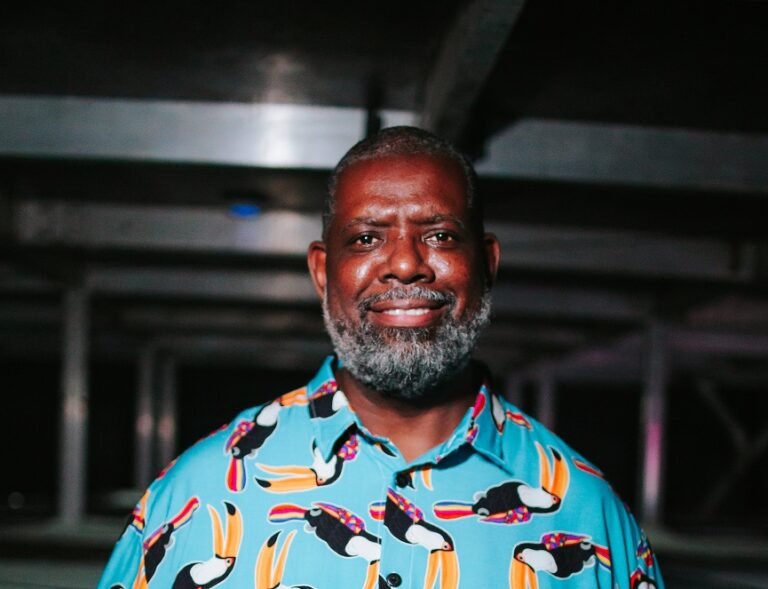 Péricles Mira Alto: Carreira Internacional E Colaborações Inéditas A Caminho