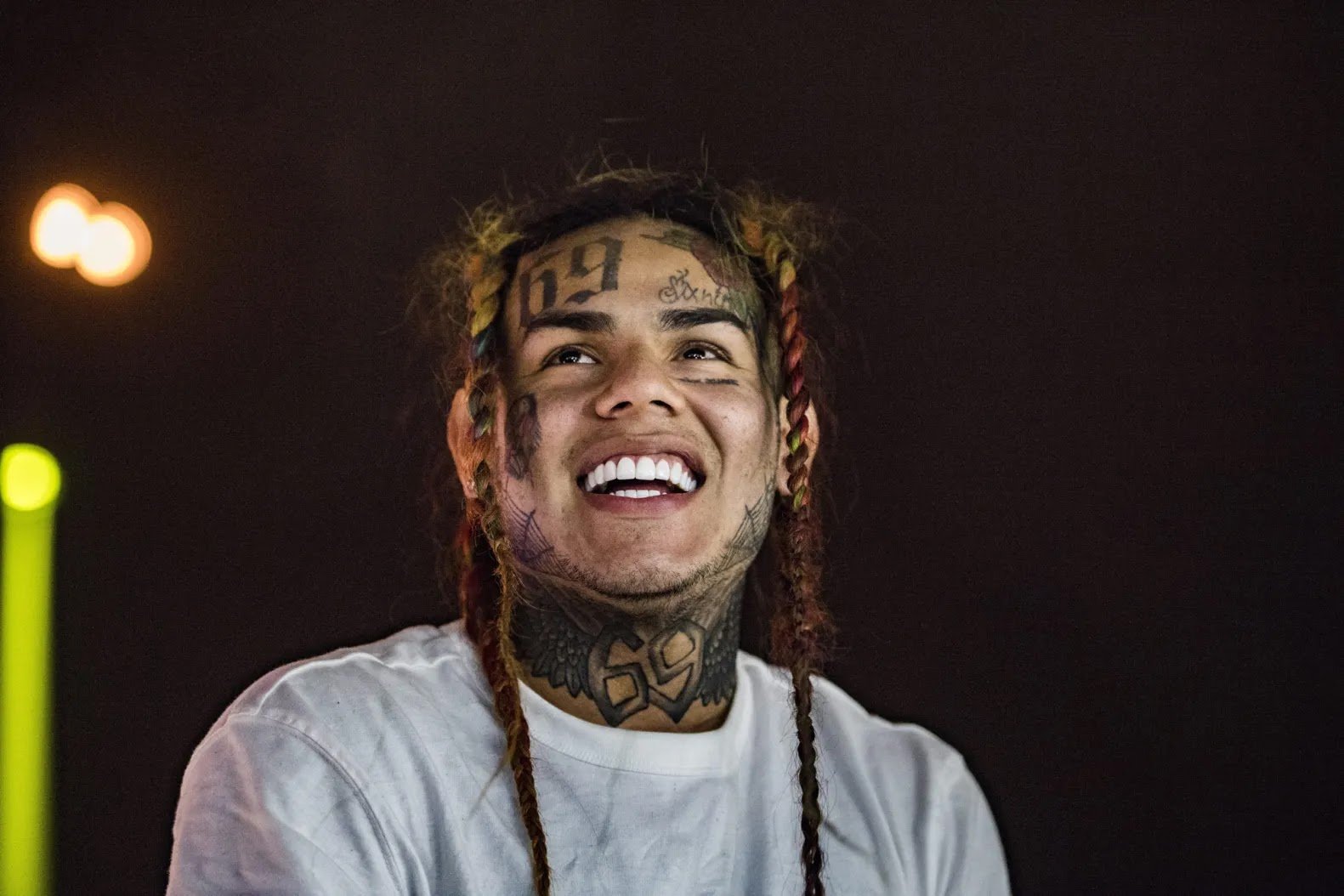 6ix9ine’s 360 Meltdown: Almost Risks It All—N3on’s Mug Saves His Sanity