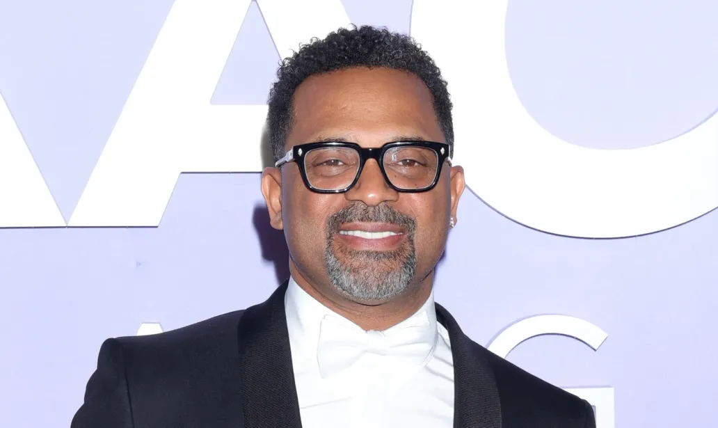 Mike Epps Concerned for Adrien Broner’s Drinking at Event