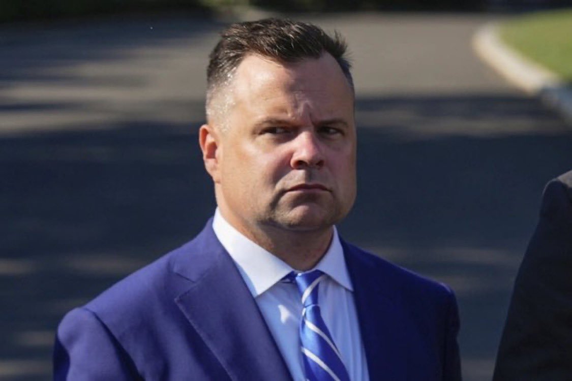 Trump Names Housing Chief Pulte as Acting DNI Amid Qualifications Debate