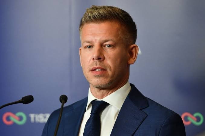 Hungary’s Péter Magyar: “No Arms, No Troops to Ukraine” at NATO Summit