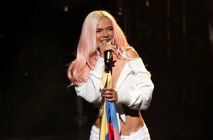 Little Girl Picks ‘Dai Dai’ as Favorite at Karol G Concert