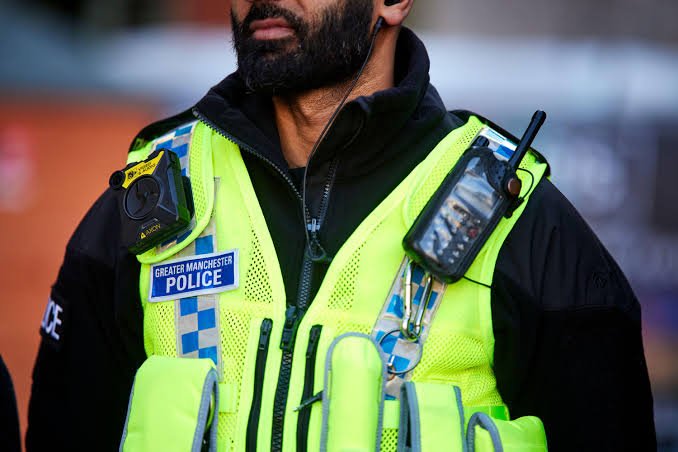 Video of UK Police Restraining Man Sparks Mixed Reactions