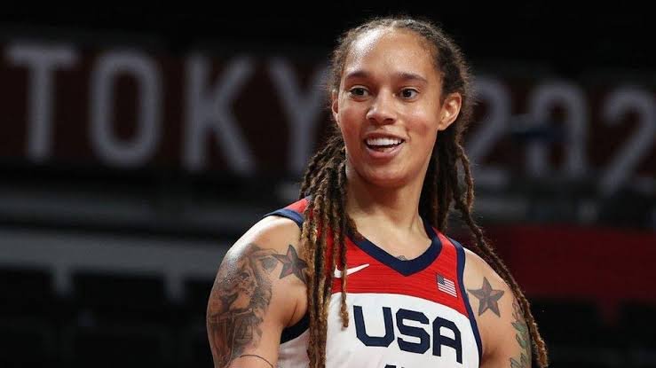 Brittney Griner Video Sparks Intense Online Debate Over Gender and Sports Identity