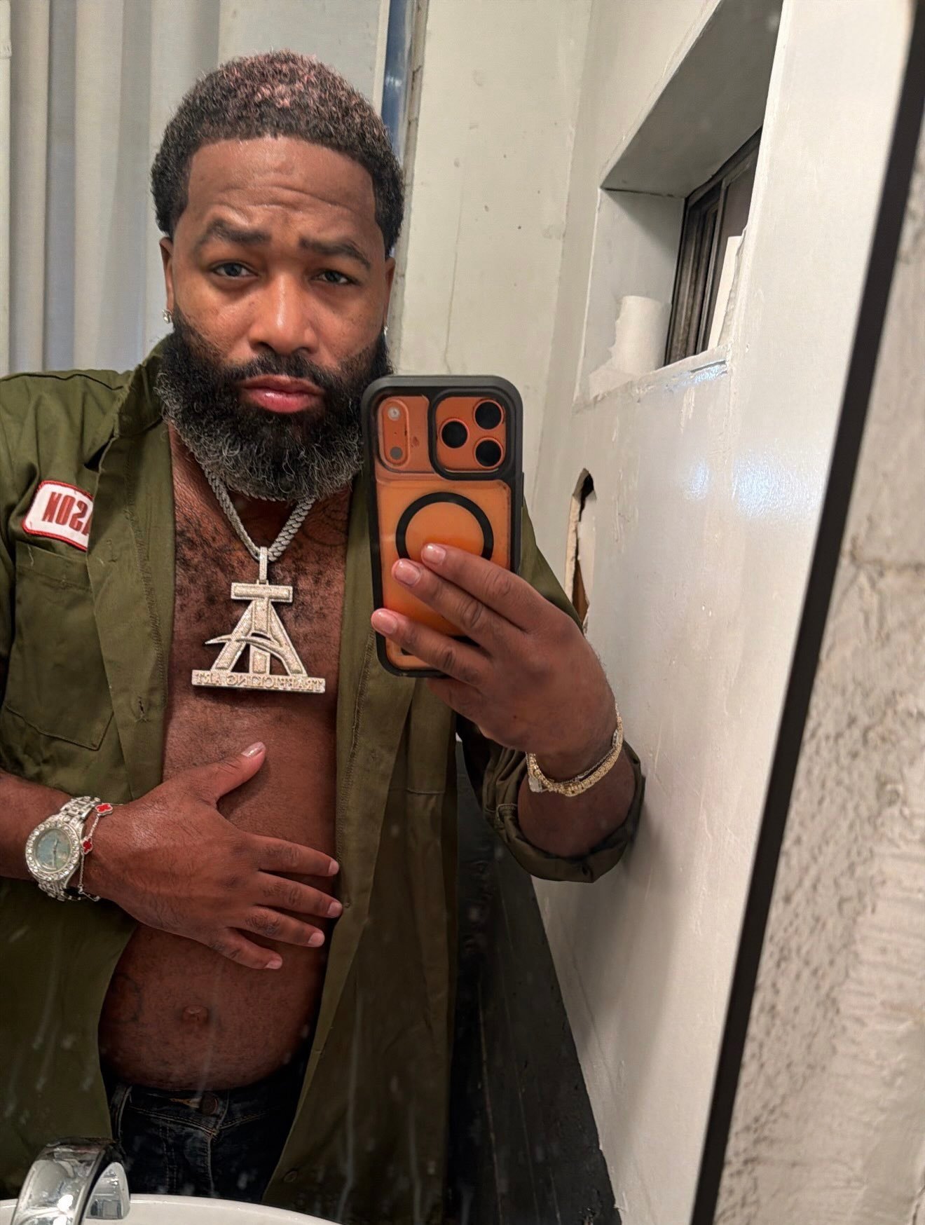 Adrien Broner and DeenTheGreat Caught in Confrontations and Antics at Vivet Pop-Up Shop